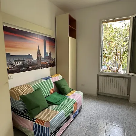 Aleo39, A Quiet House 10 Minutes From Bellaria Hospital * بولونيا